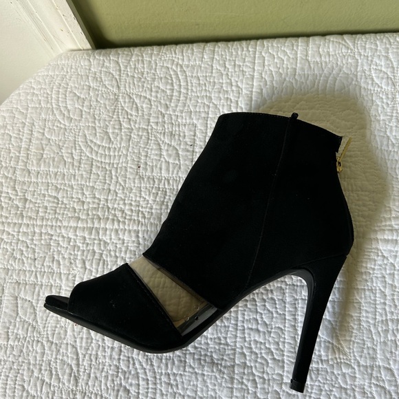 New Guess open Toe Women’s Ankle Boots Booties Sz 5.5 - Picture 10 of 13
